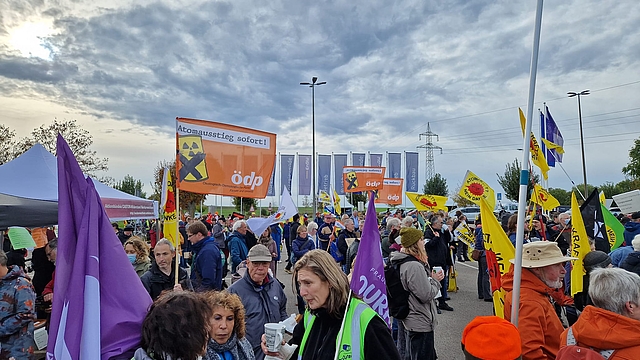 Kundgebung beim AKW Neckarwestheim